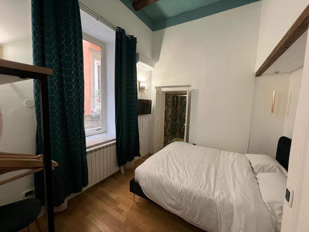Carafa's Central By Hhn Apartment Neapel